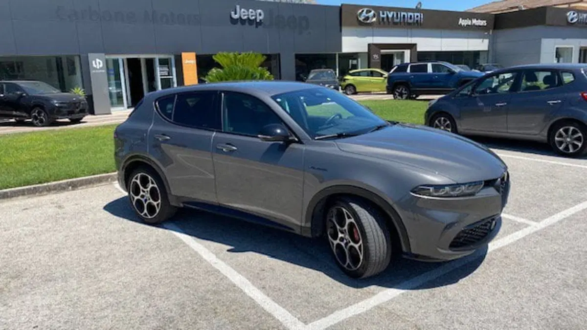 Alfa Romeo Tonale usata a Benevento (10)