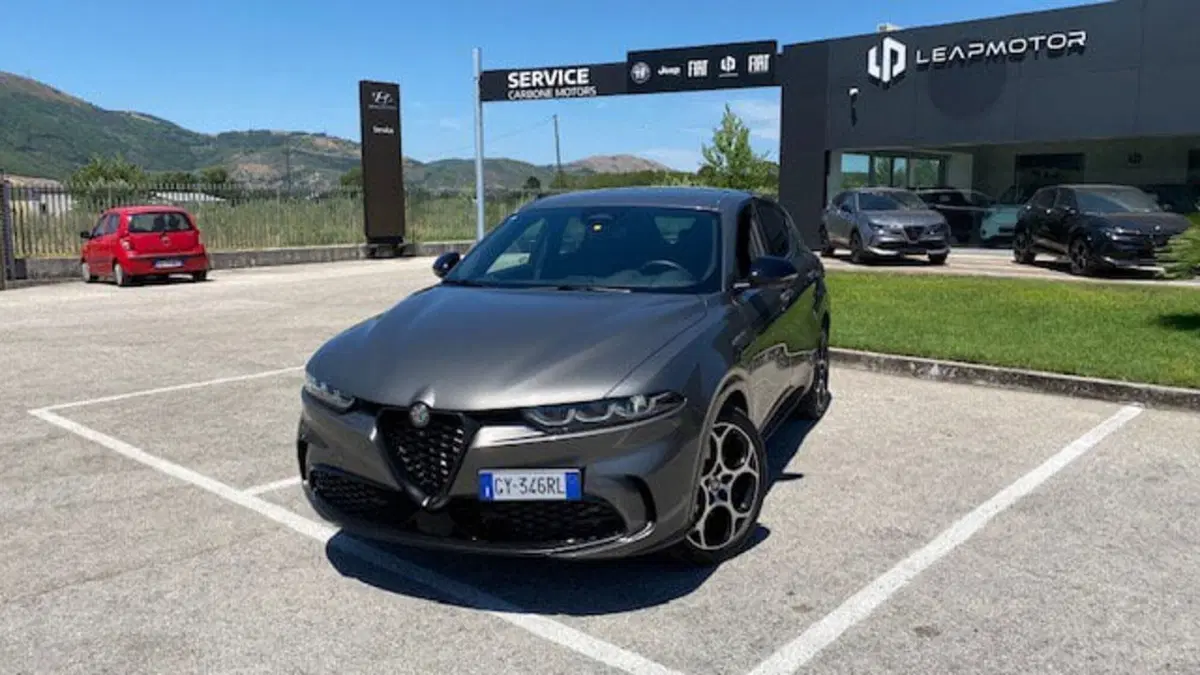 Alfa Romeo Tonale usata a Benevento (2)