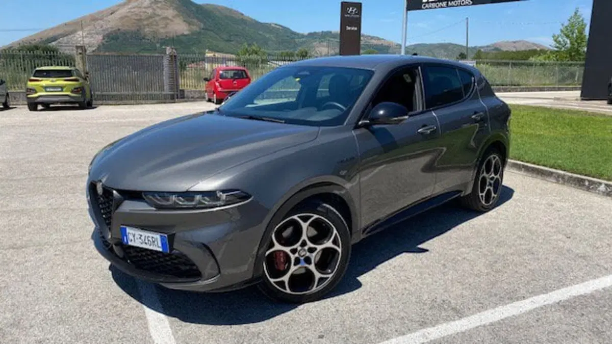 Alfa Romeo Tonale usata a Benevento (3)