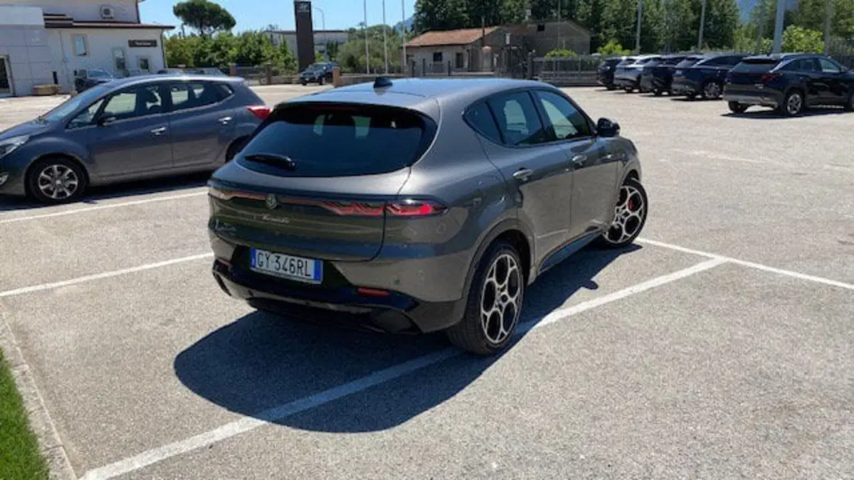 Alfa Romeo Tonale usata a Benevento (8)