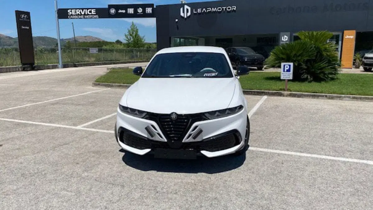 Alfa Romeo Tonale nuova a Benevento