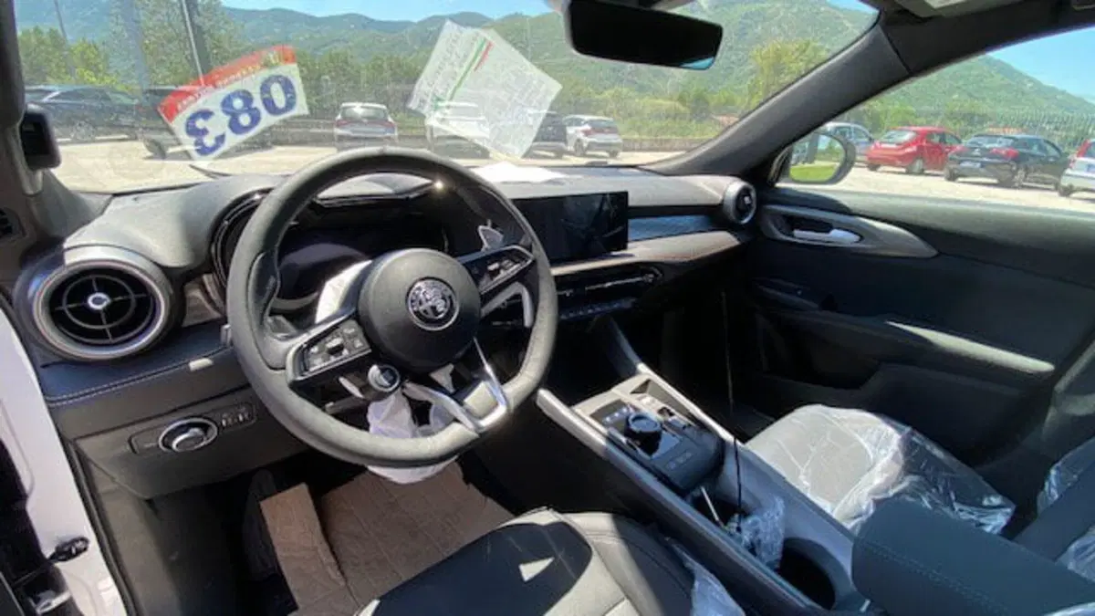 Alfa Romeo Tonale nuova a Benevento (16)