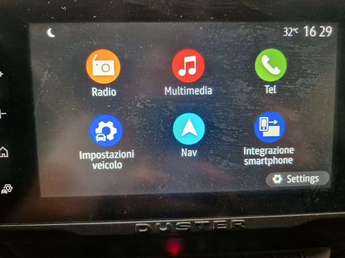 Dacia Duster usata a Varese (11)