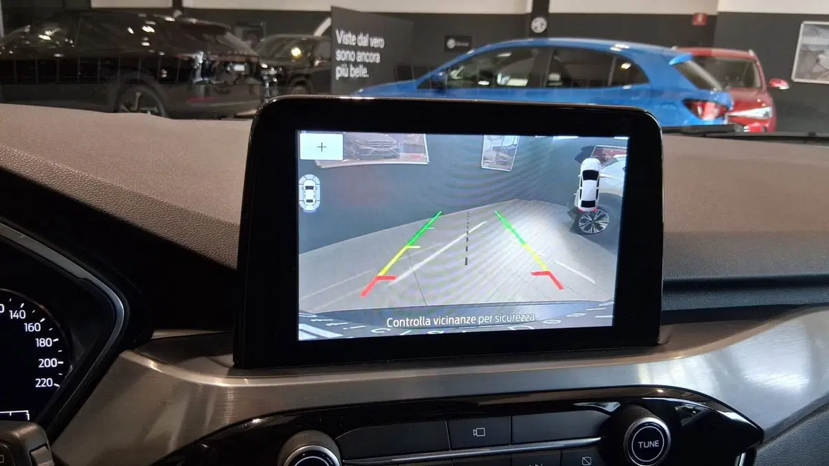 Ford Kuga usata a Monza e Brianza (7)