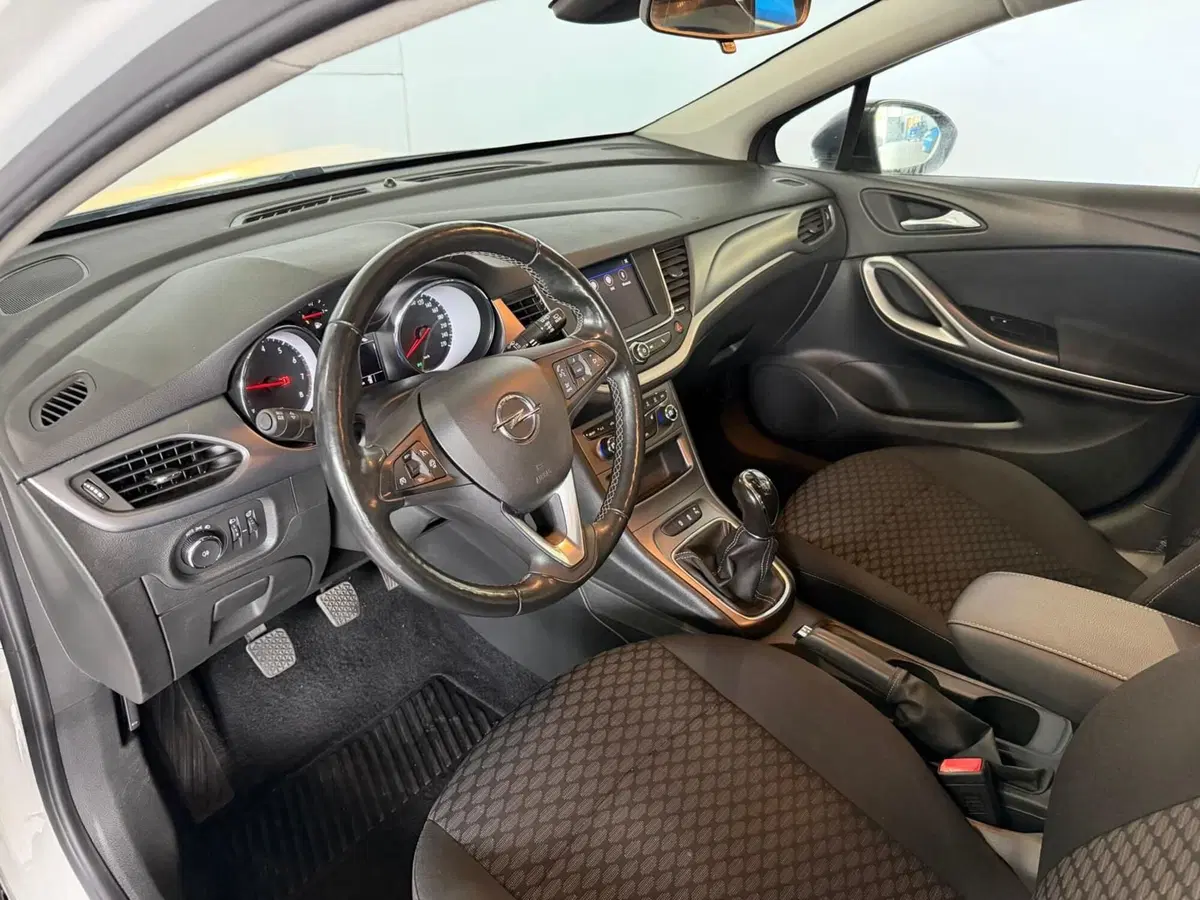 Opel Astra usata a Monza e Brianza (11)