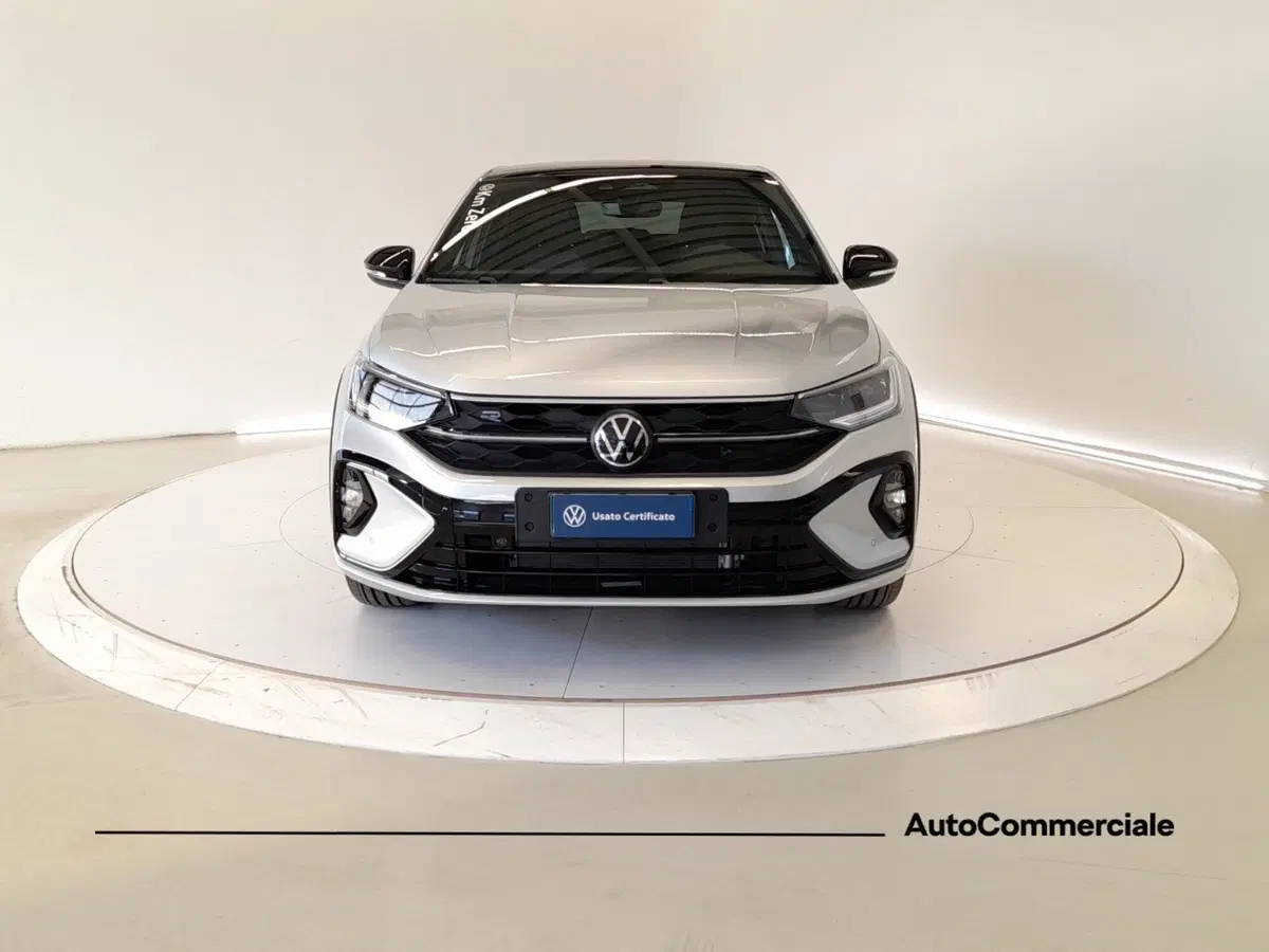 Volkswagen Taigo nuova a Bologna (2)