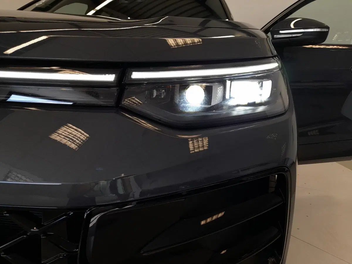 Volkswagen Tayron nuova a Bologna (8)