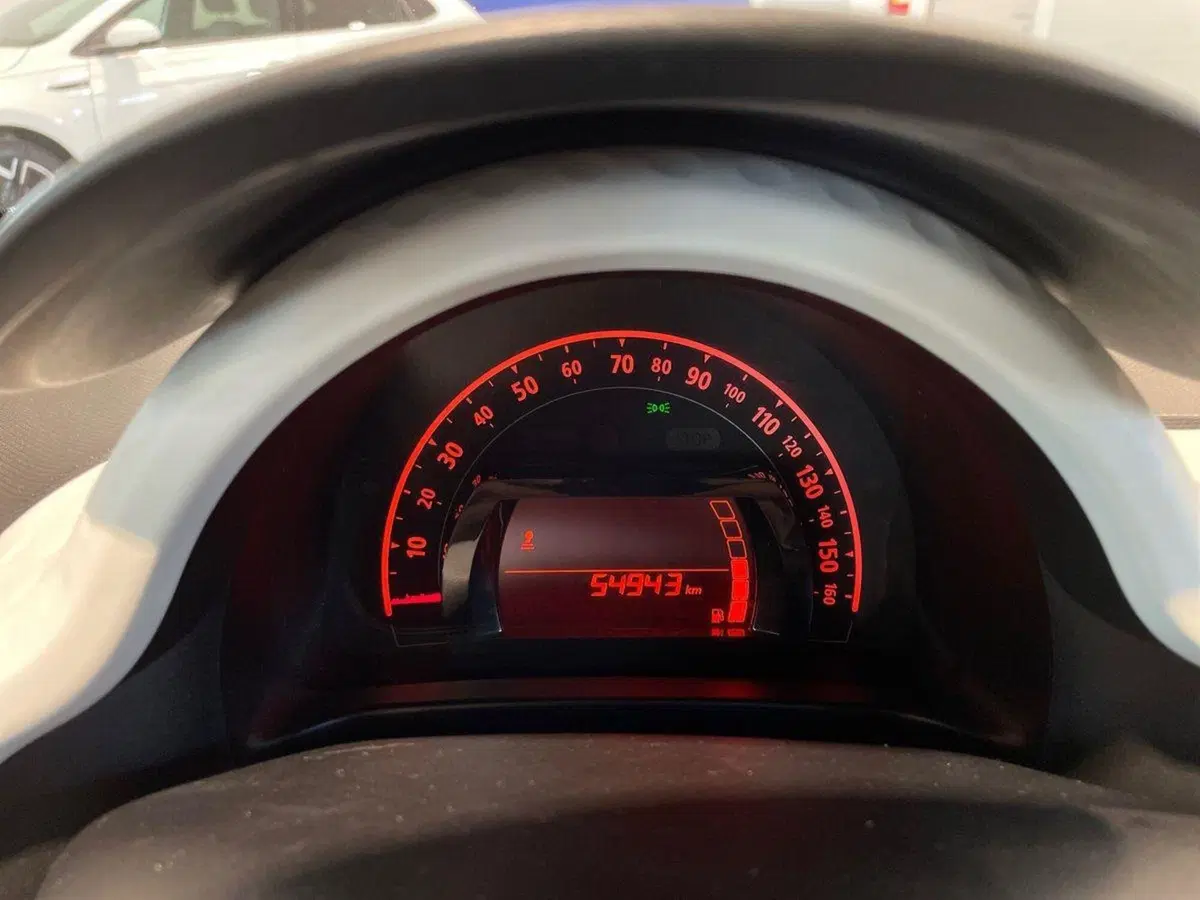 Renault Twingo usata a Prato (13)
