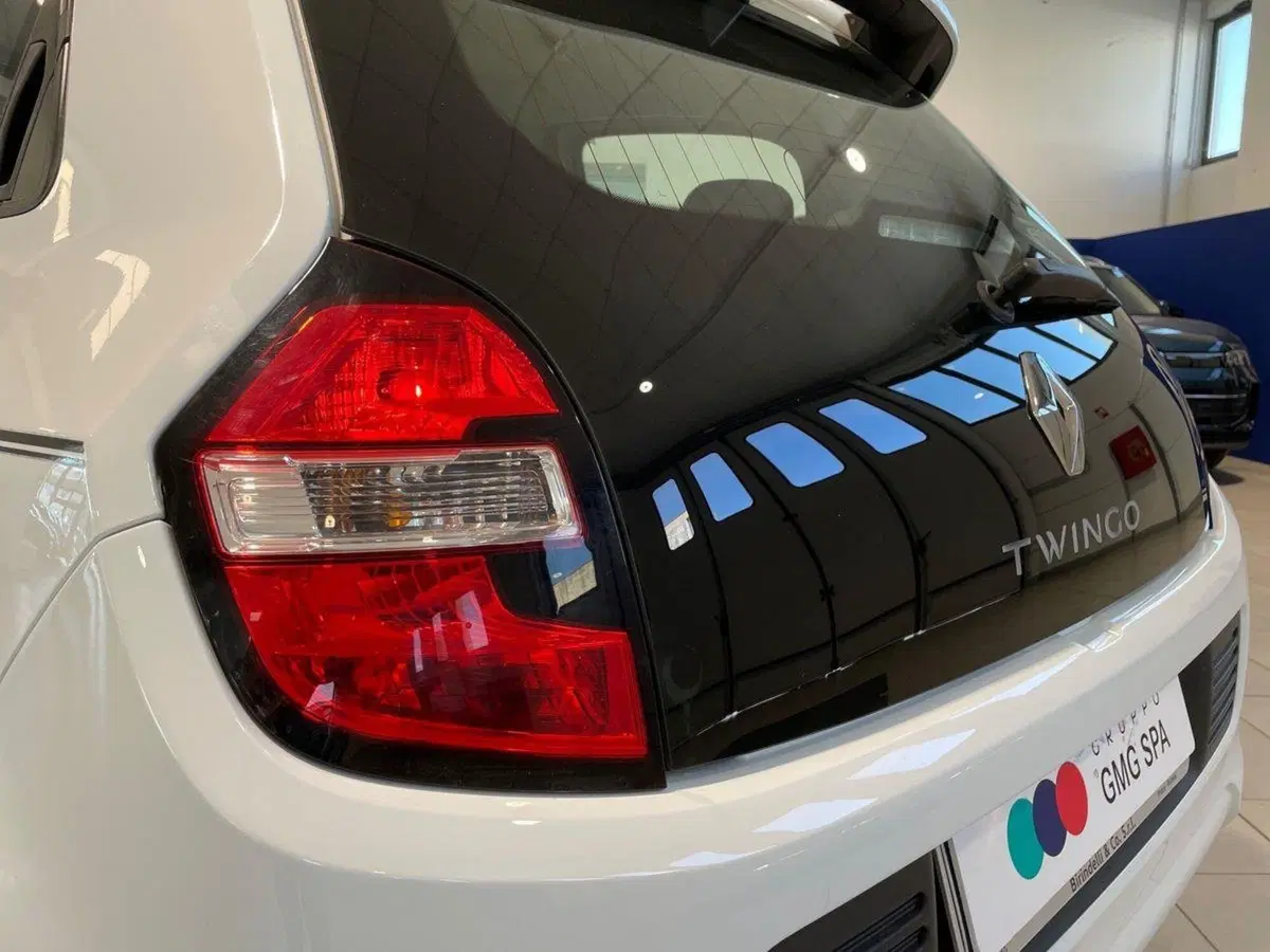 Renault Twingo usata a Prato (16)