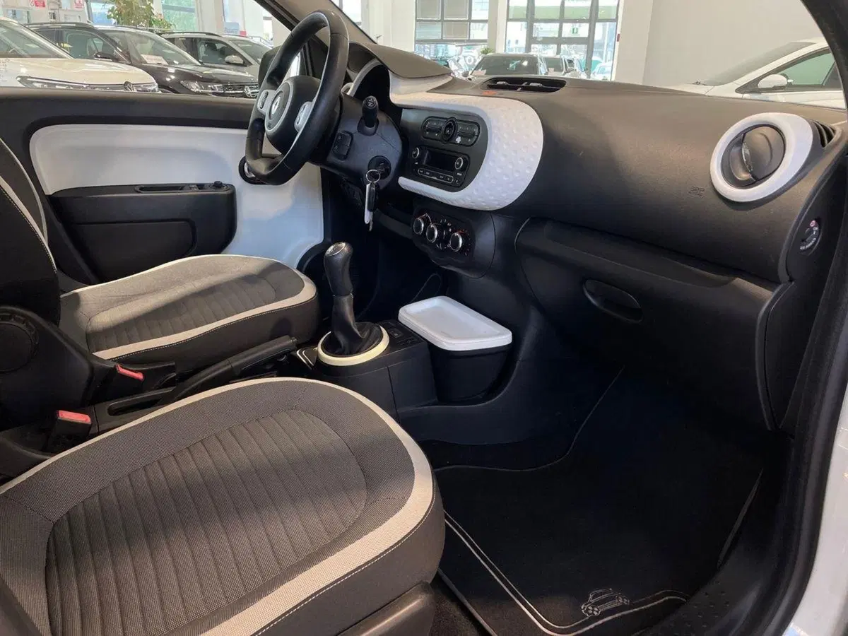 Renault Twingo usata a Prato (18)
