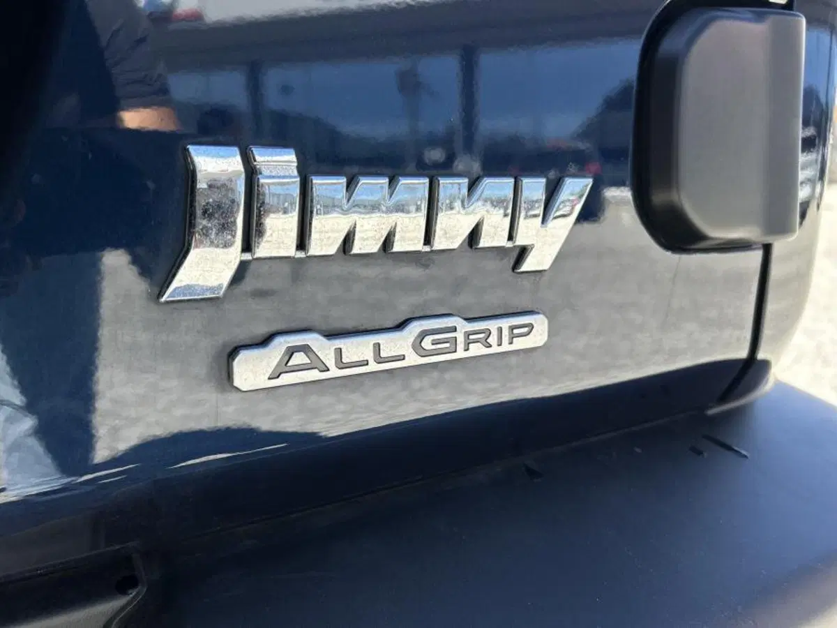 Suzuki Jimny nuova a Cuneo (6)