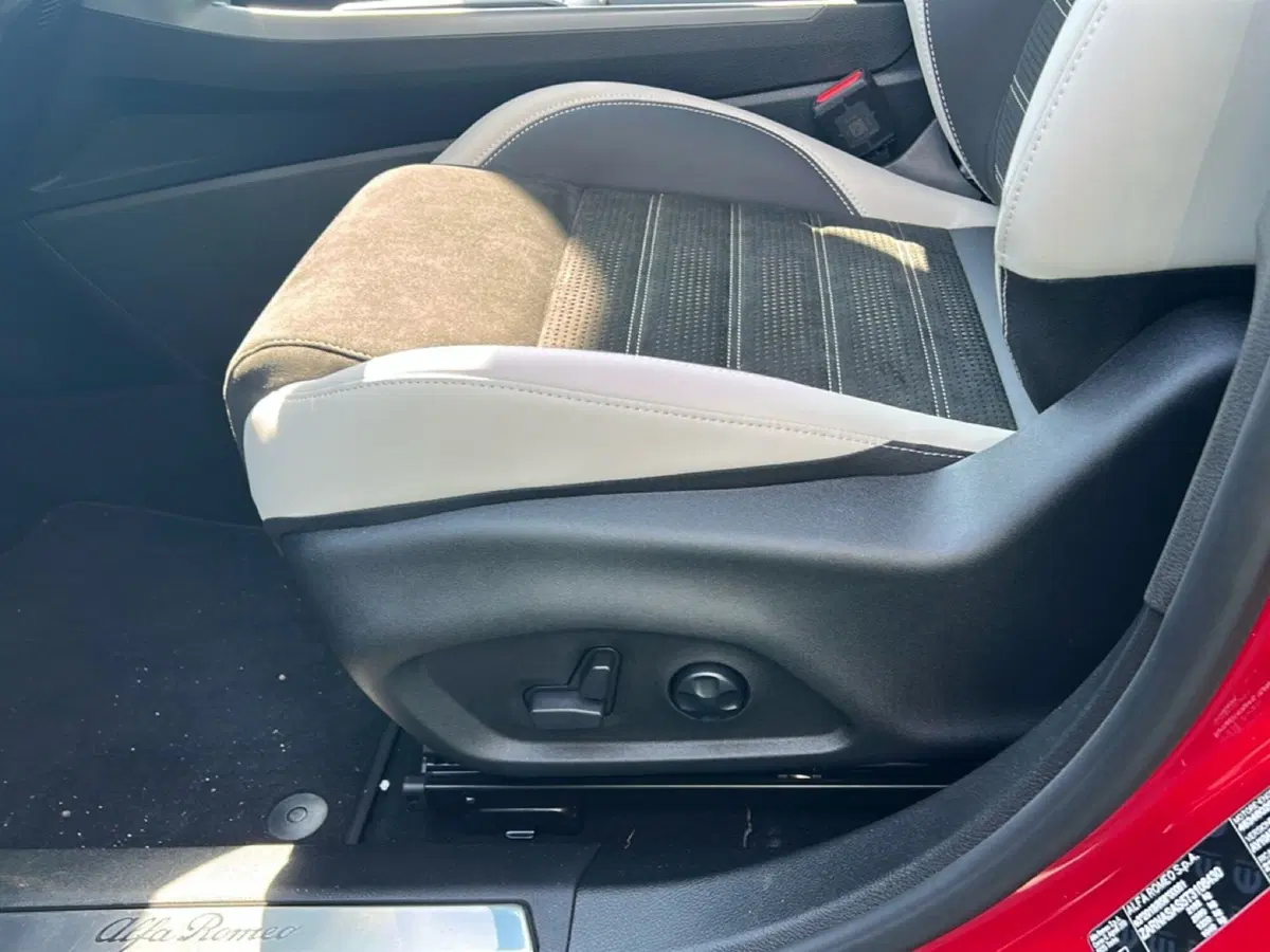 Alfa Romeo Tonale nuova a Frosinone (8)