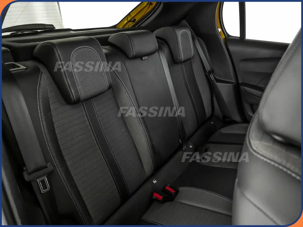 Peugeot 208 usata a Milano (12)