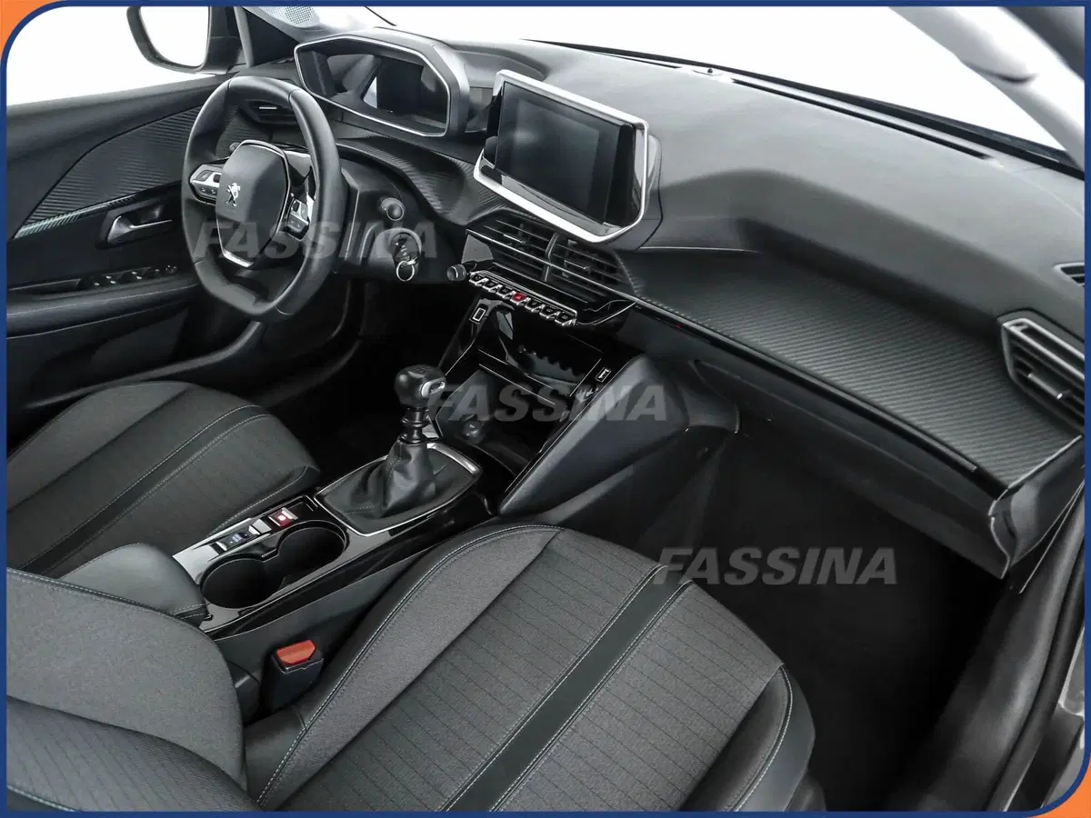 Peugeot 208 usata a Milano (13)
