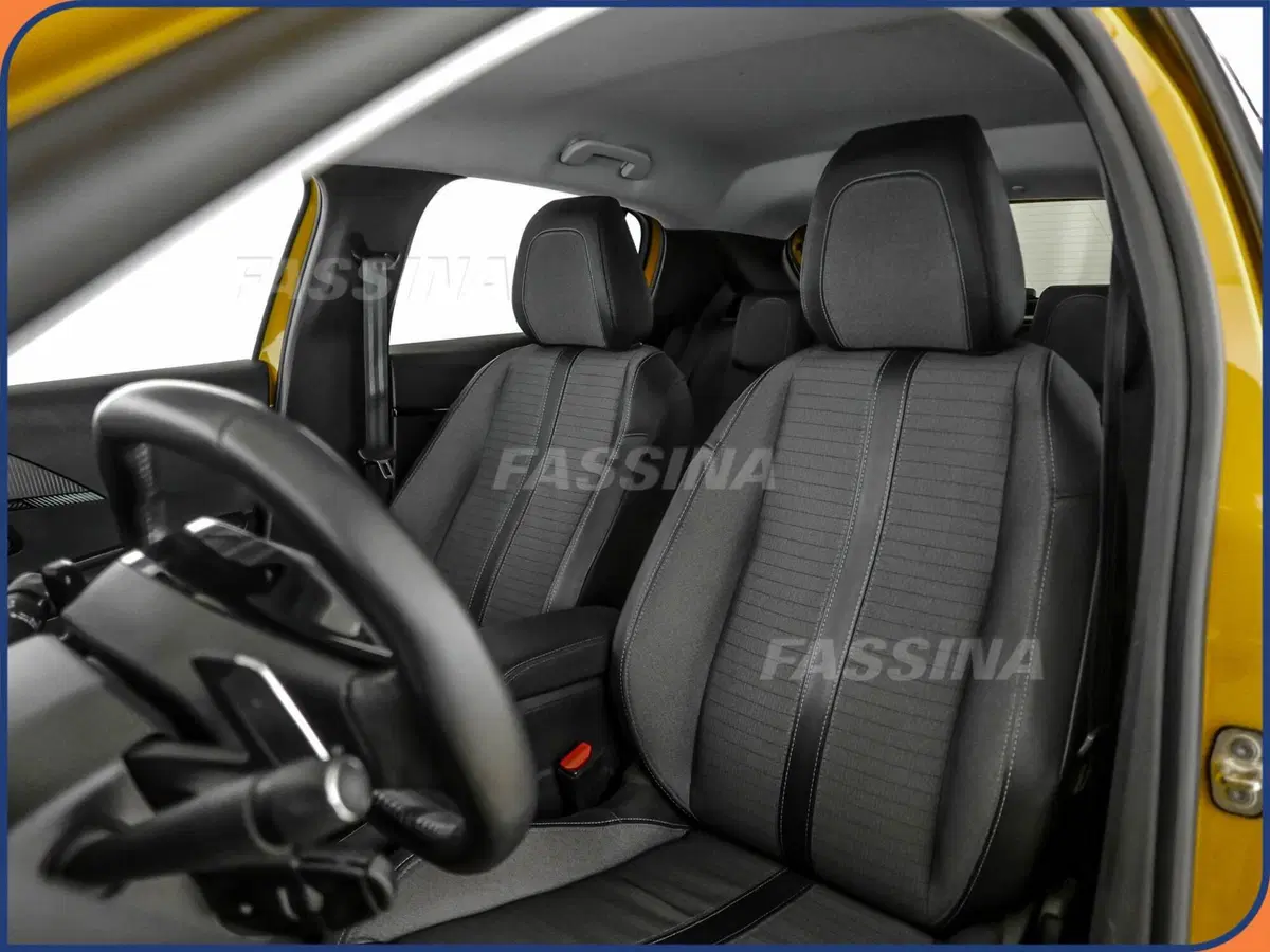 Peugeot 208 usata a Milano (8)