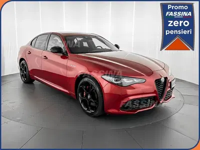 Alfa Romeo Giulia 2.0 t Veloce Q4 280cv auto del 2023 usata a Milano
