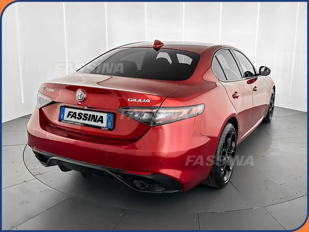 Alfa Romeo Giulia usata a Milano (6)