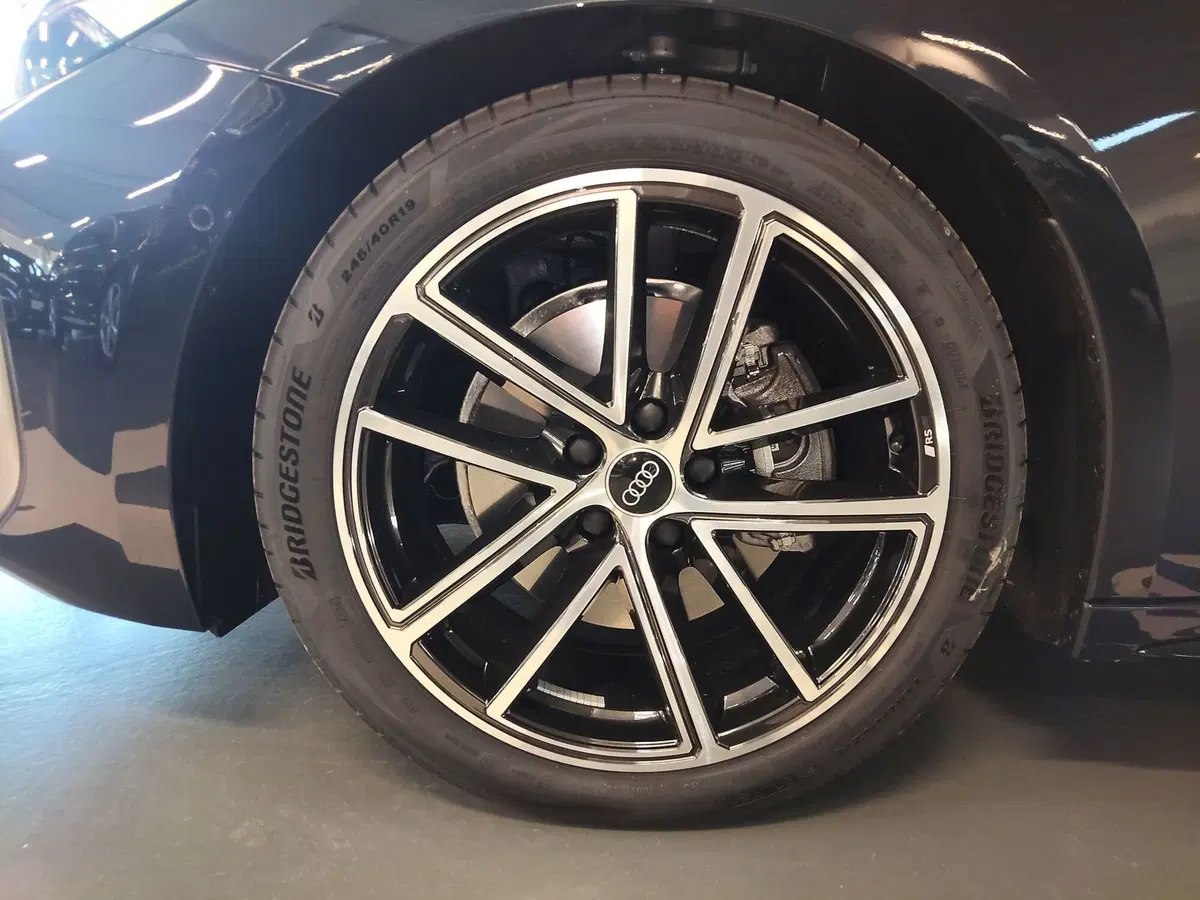 Audi A5 Avant nuova a Modena (6)