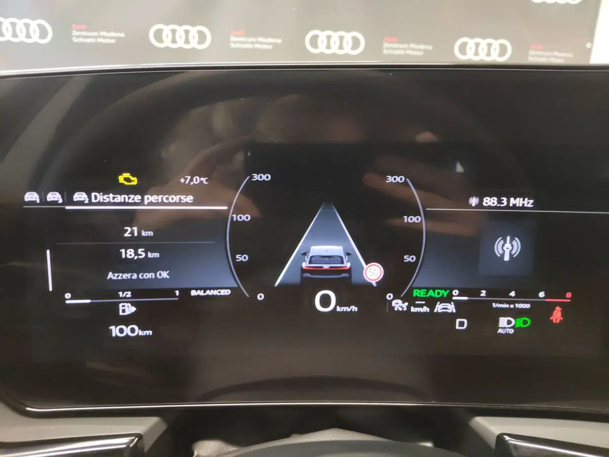 Audi A5 Avant nuova a Modena (9)