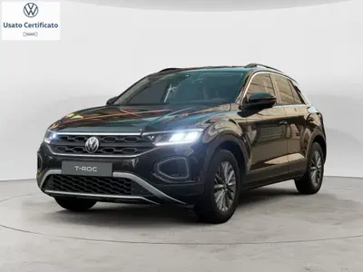 Volkswagen T-Roc 2.0 tdi Life 150cv dsg del 2025 usata a Genova