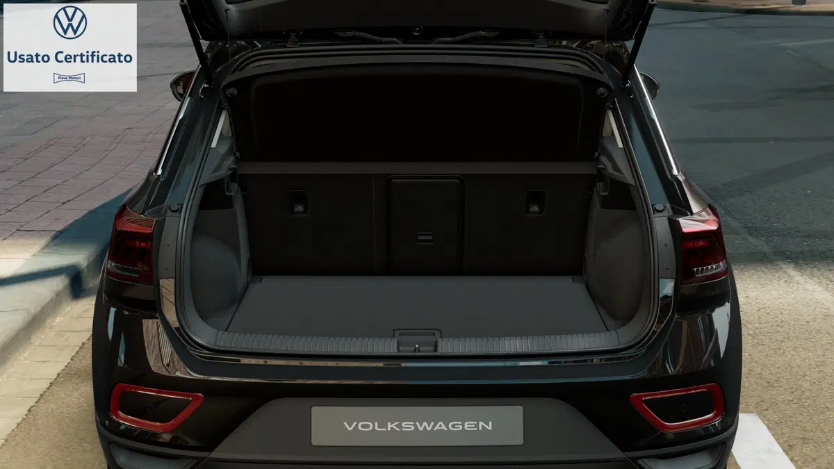 Volkswagen T-Roc usata a Genova (17)