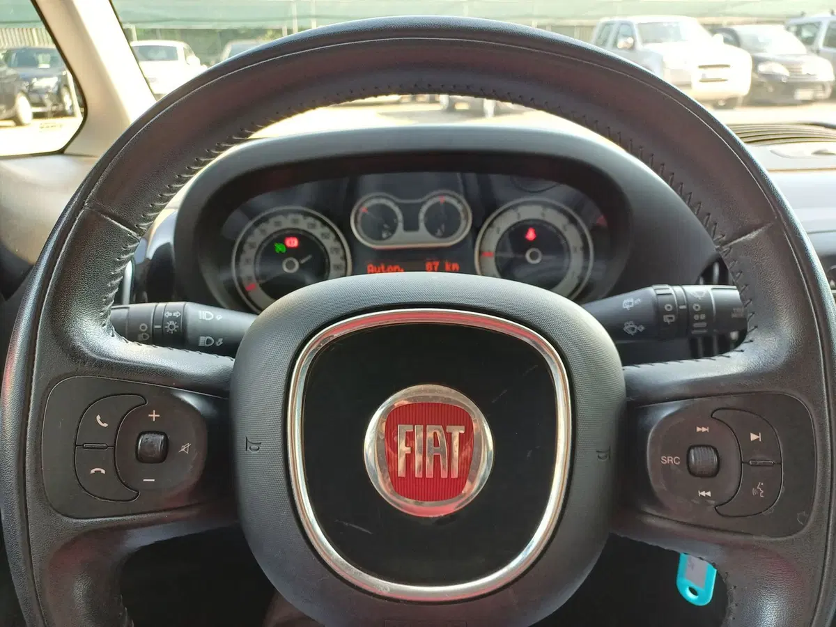 Fiat 500L usata a Modena (17)