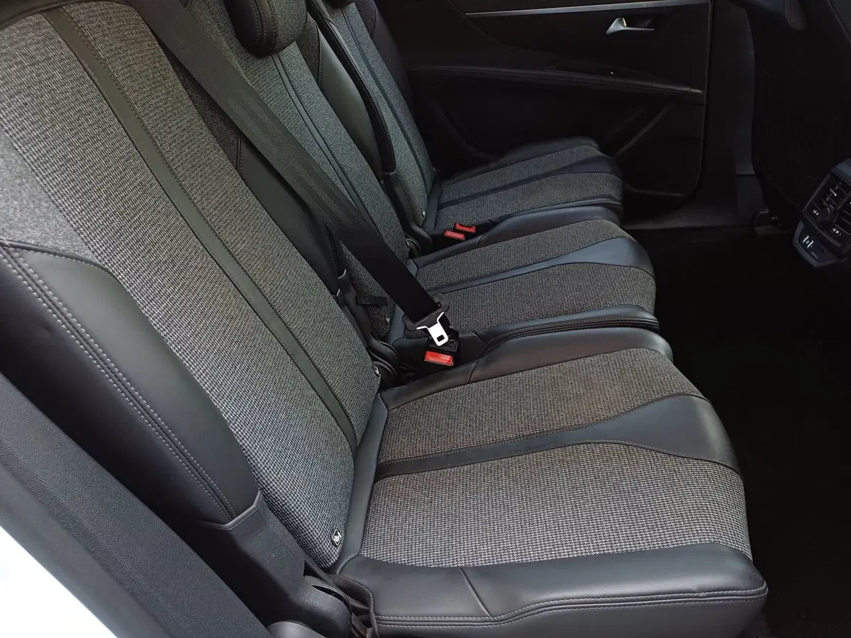 Peugeot 5008 usata a Modena (11)