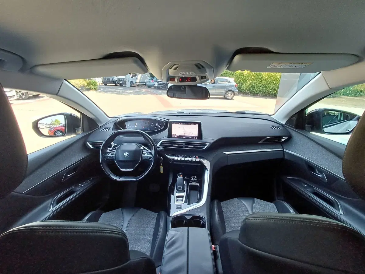 Peugeot 5008 usata a Modena (12)