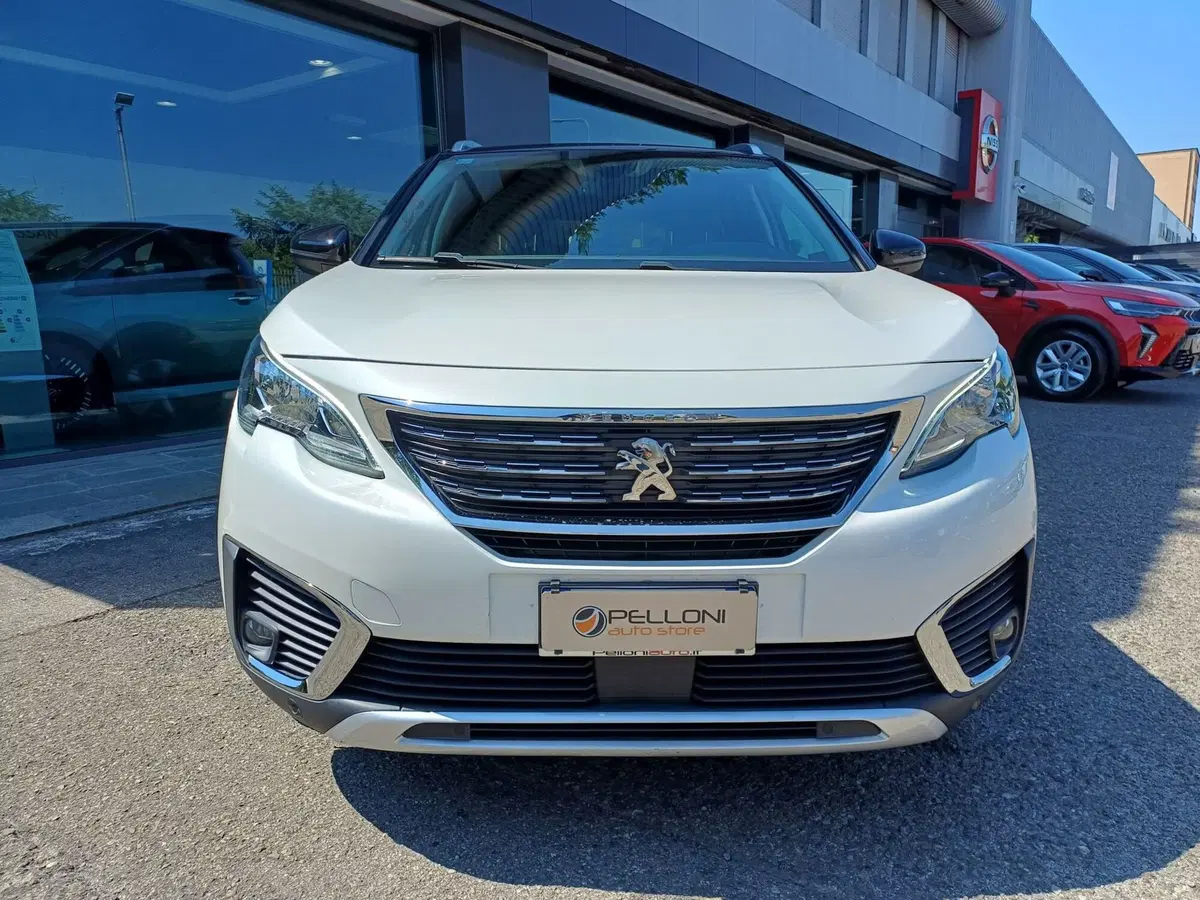 Peugeot 5008 usata a Modena (5)