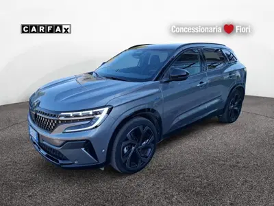 Renault Austral 1.2 full hybrid Techno Esprit Alpine 200cv auto del 2023 usata a Latina