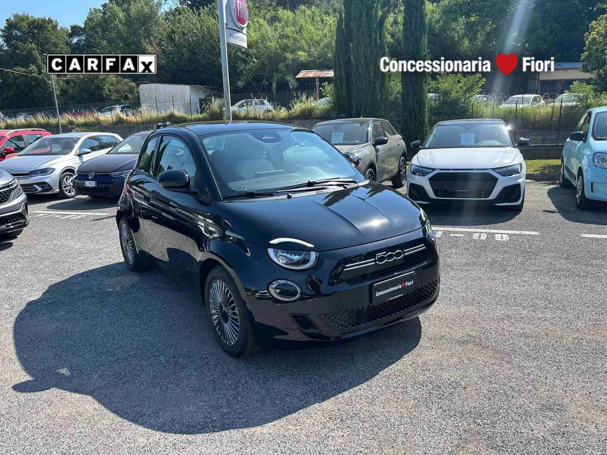 Fiat 500 nuova a Roma (2)