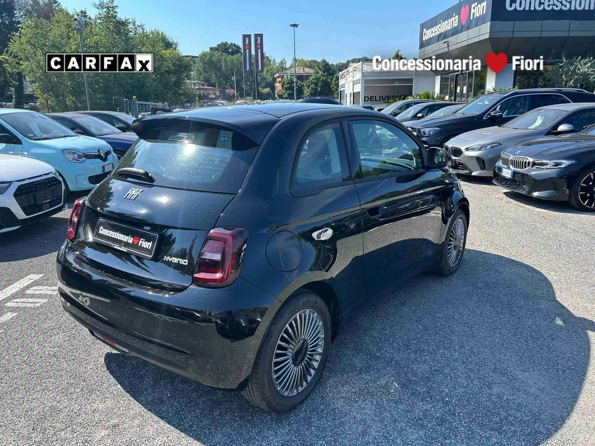 Fiat 500 nuova a Roma (3)