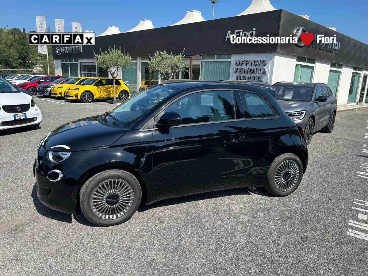 Fiat 500 nuova a Roma (8)