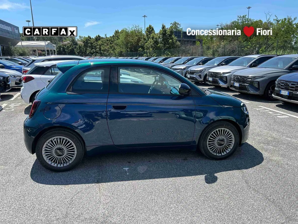 Fiat 500 nuova a Roma (6)