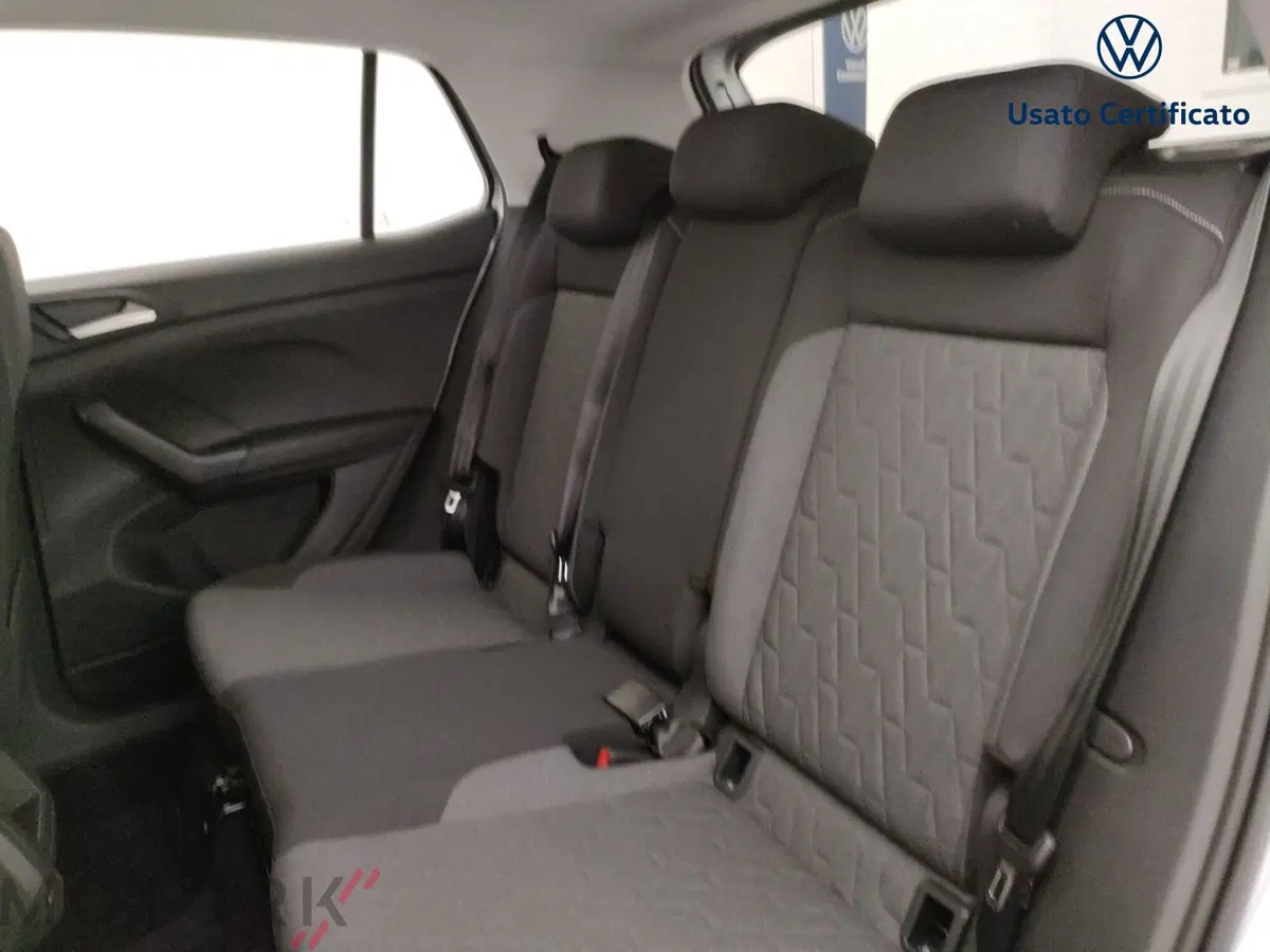 Volkswagen T-Cross nuova a Varese (10)