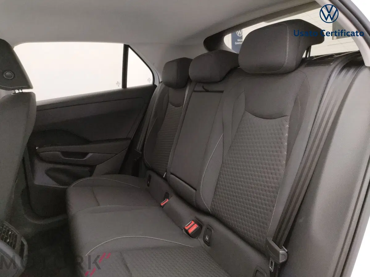 Volkswagen T-Roc usata a Varese (10)