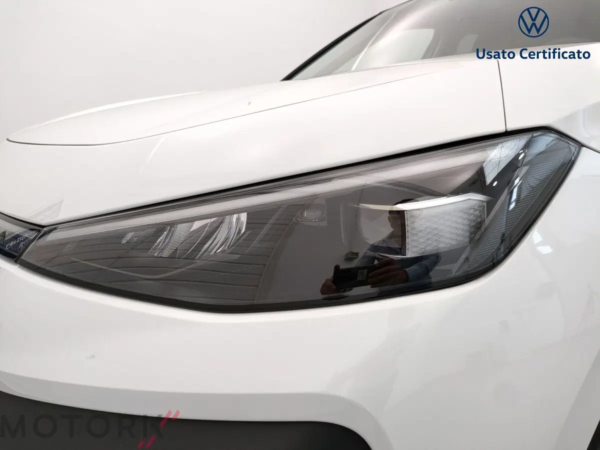 Volkswagen T-Roc usata a Varese (7)
