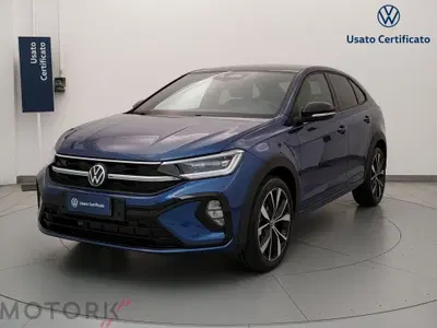 Volkswagen Taigo 1.0 tsi R-Line 115cv dsg nuova a Busto Arsizio