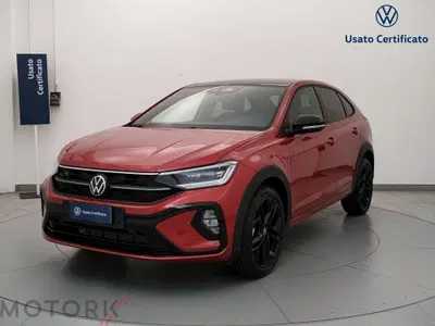 Volkswagen Taigo 1.0 tsi R-Line 115cv dsg nuova a Busto Arsizio