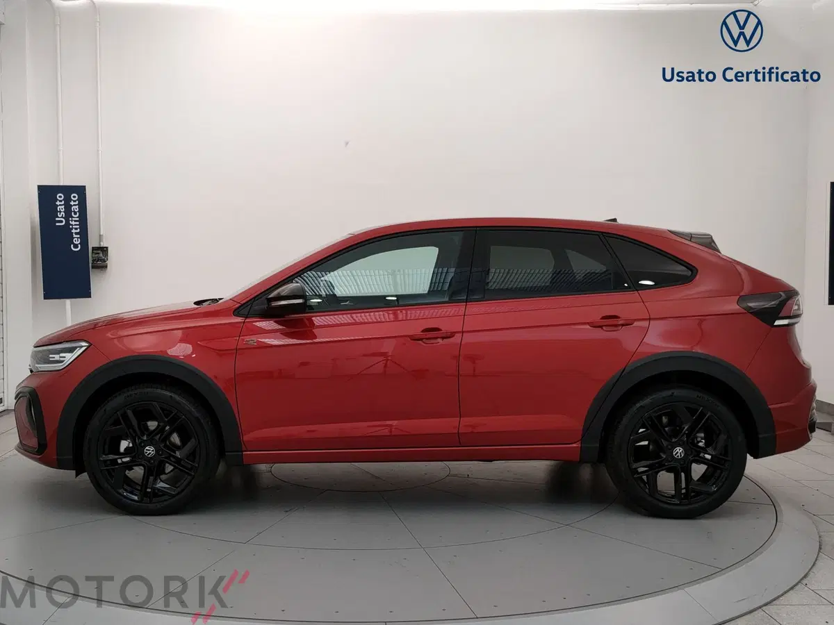 Volkswagen Taigo nuova a Varese (3)