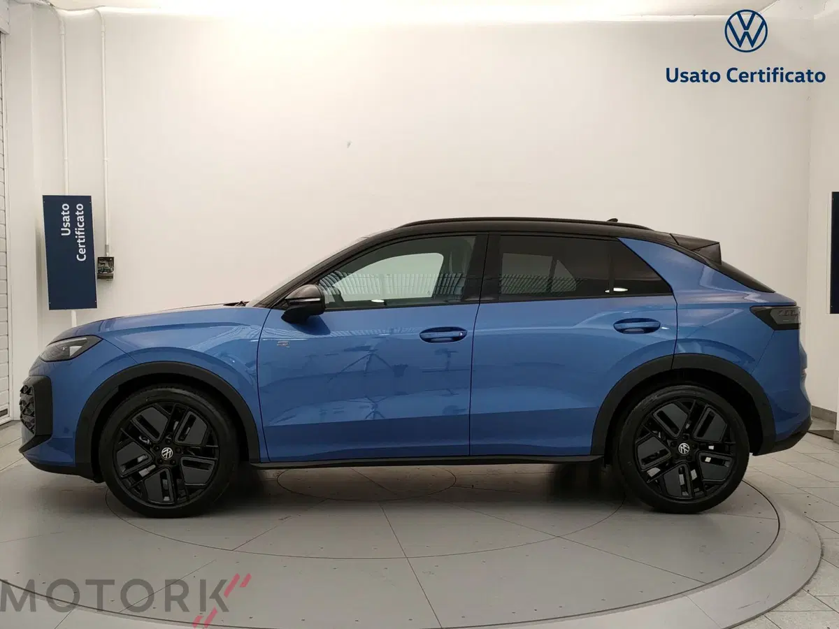 Volkswagen T-Roc nuova a Varese (3)