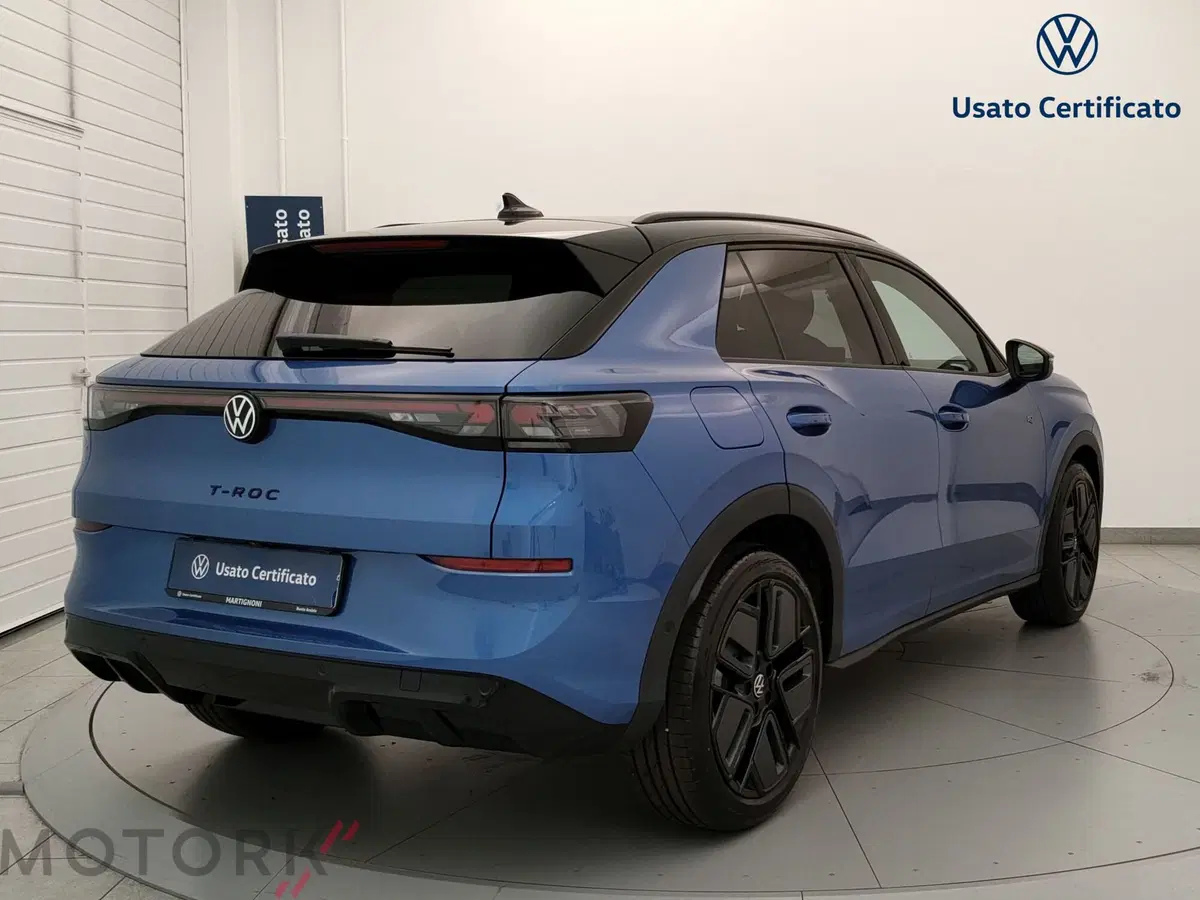 Volkswagen T-Roc nuova a Varese (5)