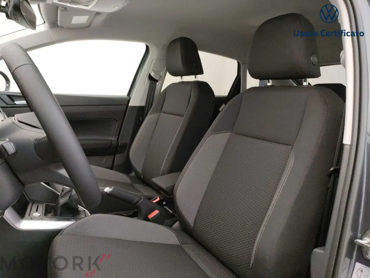 Volkswagen Taigo nuova a Varese (11)