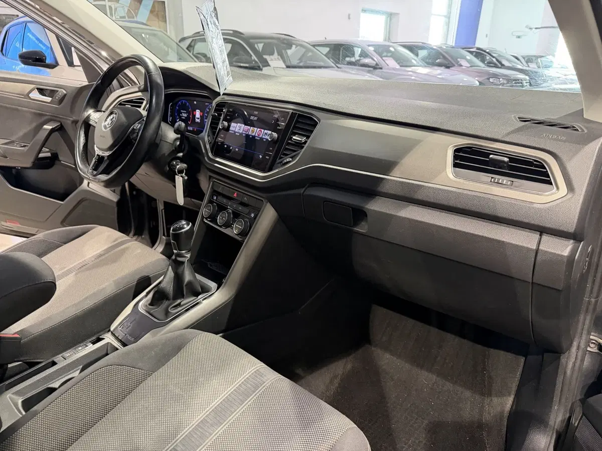 Volkswagen T-Roc usata a Genova (10)