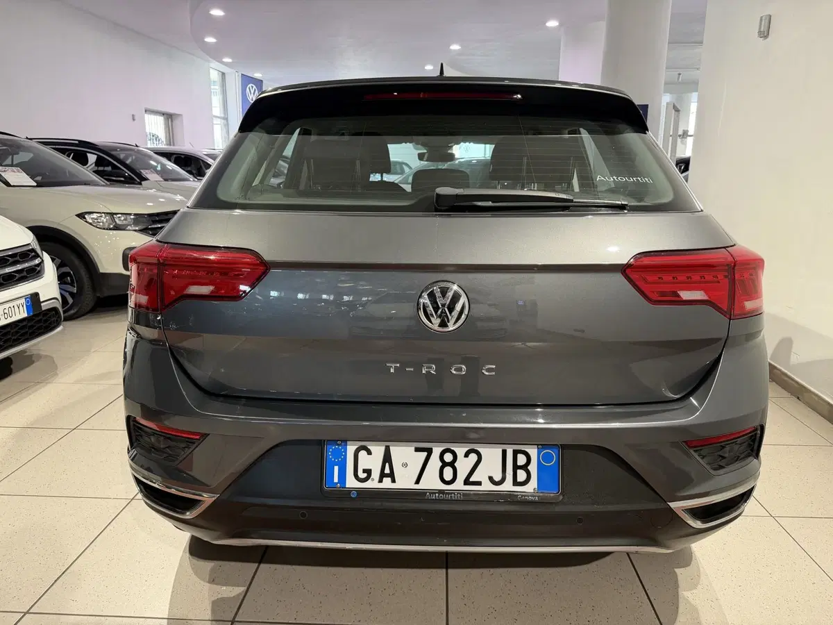 Volkswagen T-Roc usata a Genova (5)