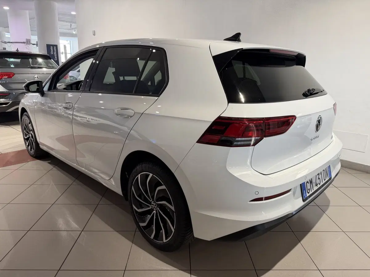 Volkswagen Golf usata a Genova (3)
