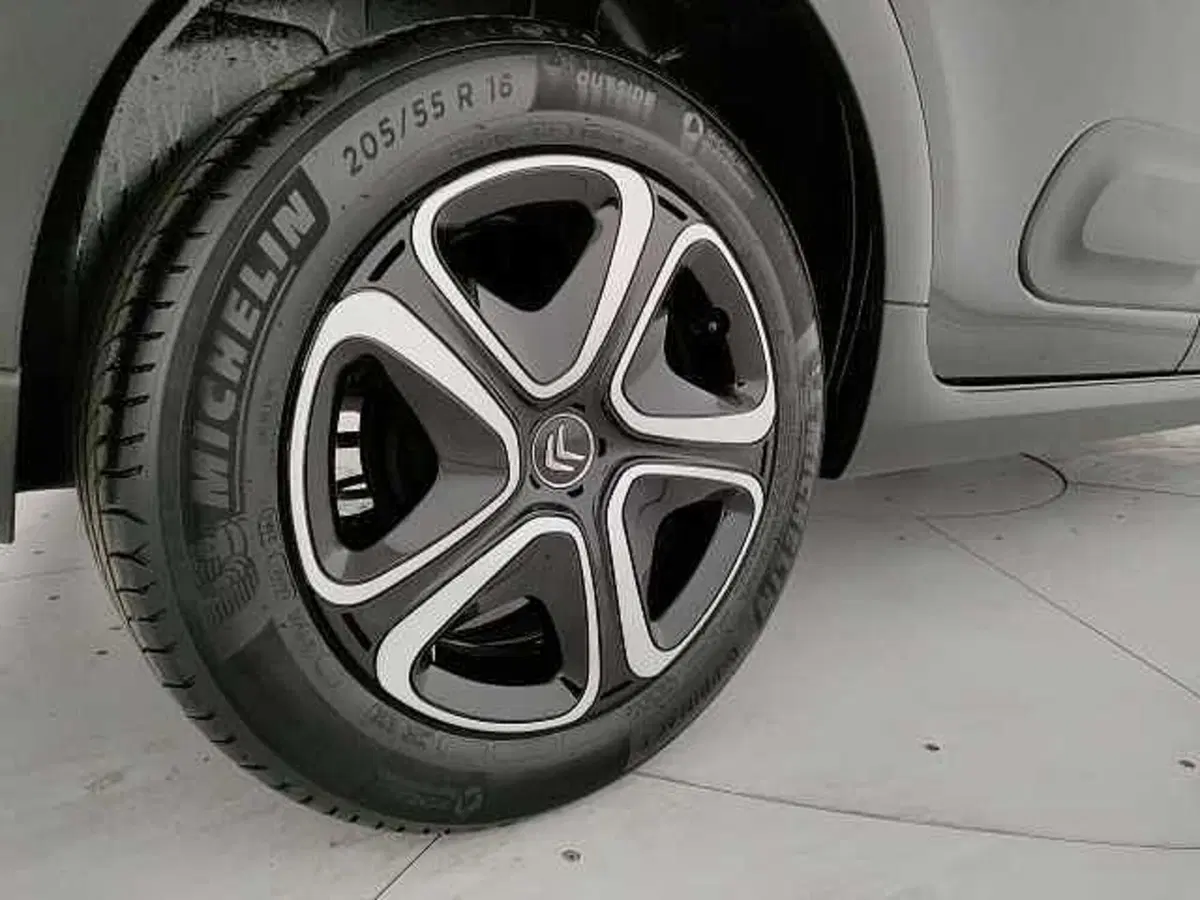 Citroen C3 usata a Caserta (15)