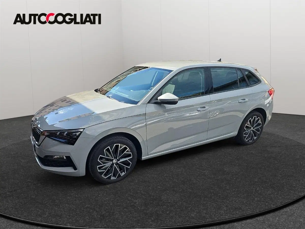 Skoda Scala usata a Lecco (4)