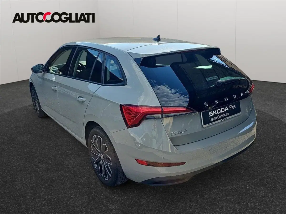 Skoda Scala usata a Lecco (6)