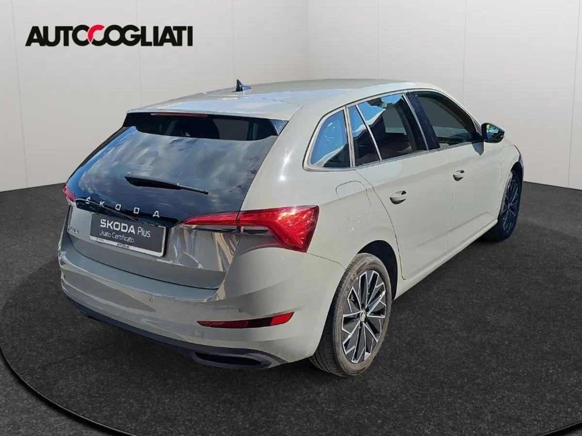 Skoda Scala usata a Lecco (8)